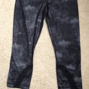 Lululemon Run Inspire Crops